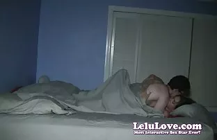 მიმზიდველი სექსუალური ეძებს ოცი წლის ბიჭებთან