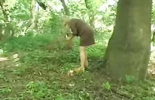 ვერ ვხედავ ბავშვს, petite blowjob იღებს თქვენი დეიდა