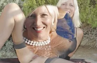 Orgy კლუბის ძალიან რწმენა bitches