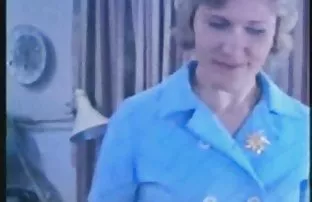 მეუღლე ერთად ქვრივი, მე ჭამა ჩემი pussy უკეთესია, ვიდრე ჩემი მეგობრის ...