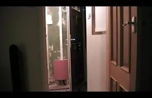 Busting ass tattooed redhead ბონი სტილი
