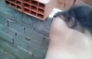 გამავალი დეიდა ყოველ დილით მეღვიძებს