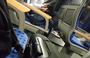 როგორც თამამი მოსწონს სუნი ბურთები და მამალი
