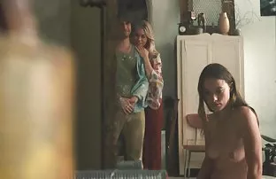 შავანა ლენინი შავი Mandingo- ს ნედლეულ ძალას ადასტურებს
